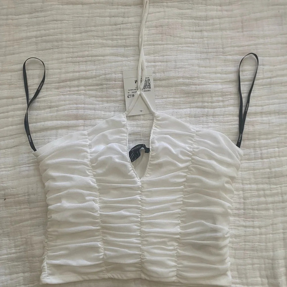 Forever 21 Halter Ruched Top - Picture 1 of 2